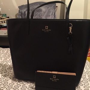 Authentic Kate Spade tote with wallet